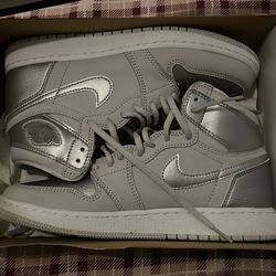 Brand New Air Jordan 1 Retro High OG 
