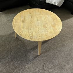 Mid Century Modern Round Coffee Table