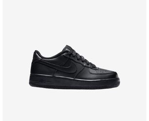 Big Kids Black Airforce  Size 6.5  Brand New !