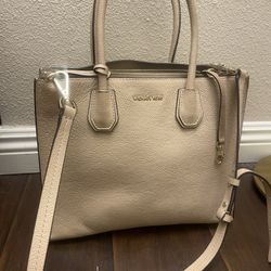Michael Kors Tan Purse 