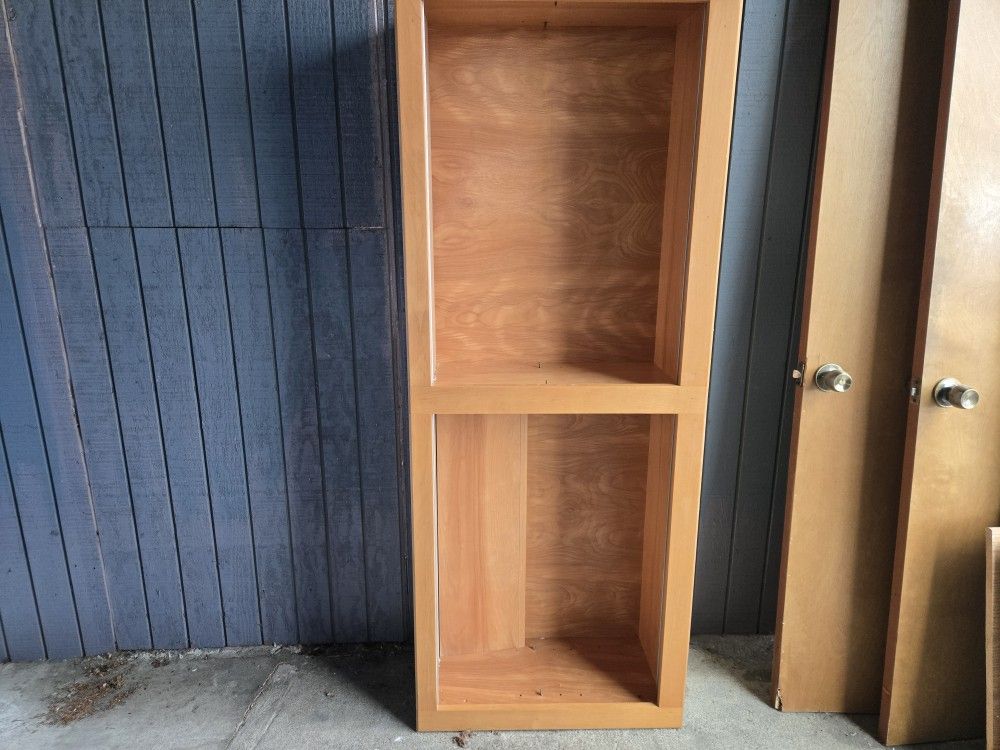 Built In Display Case/Cabinet
