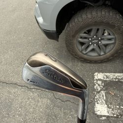 Titleist 2 Iron 