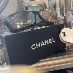 Authentic Chanel Sunglasses 80$