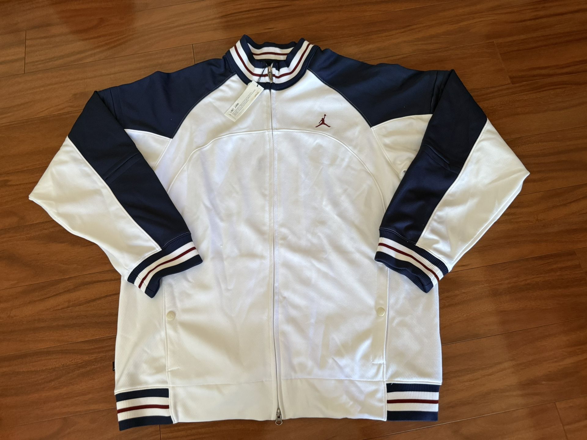 Jordan Men’s Zip Up Track Suit Jacket Size Large