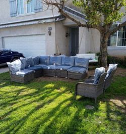 Patio sofa set audio couch outdoor patio furniture used as a display model brand new 🚎☑️🆕