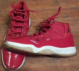 Mens size 13 Air Jordan 11 Retro Win Like 96 Red