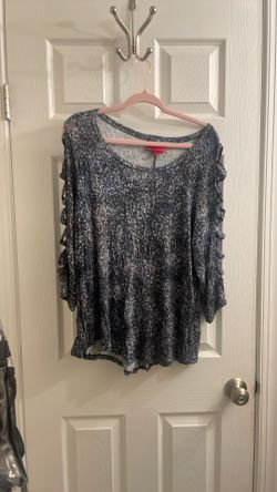 Women’s Jennifer Lopez Blouse - XL