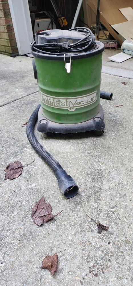 Power Smith Ash Vacuum