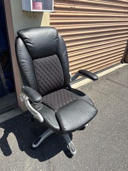 Black Office Chair
