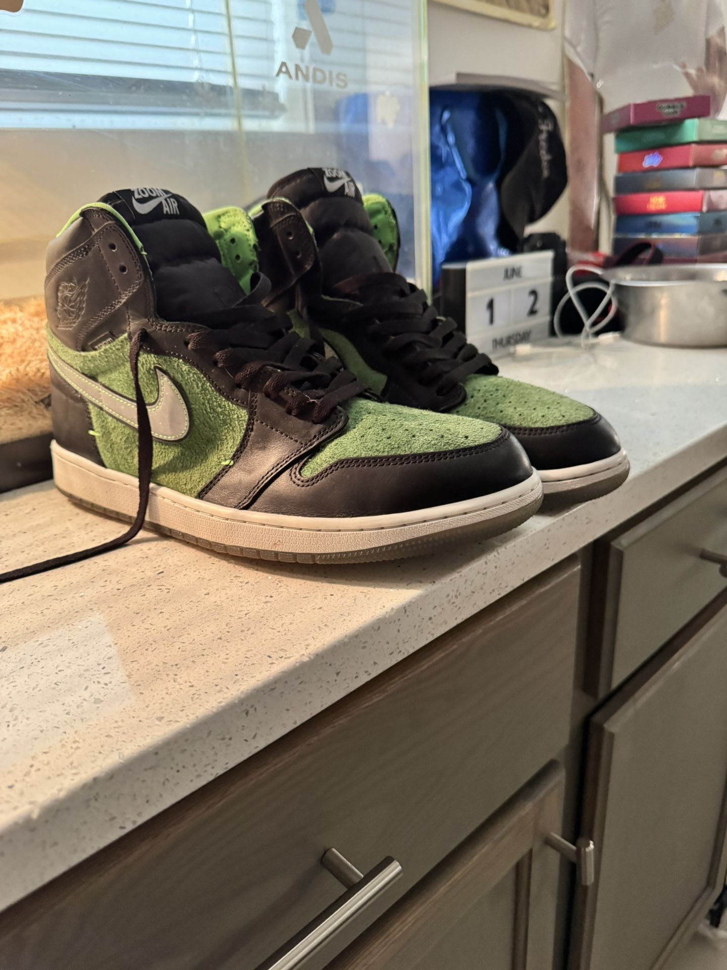 Air Jordan 1 High Zoom Zen Green