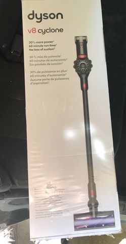 Dyson v8 cyclone cordless vacuum