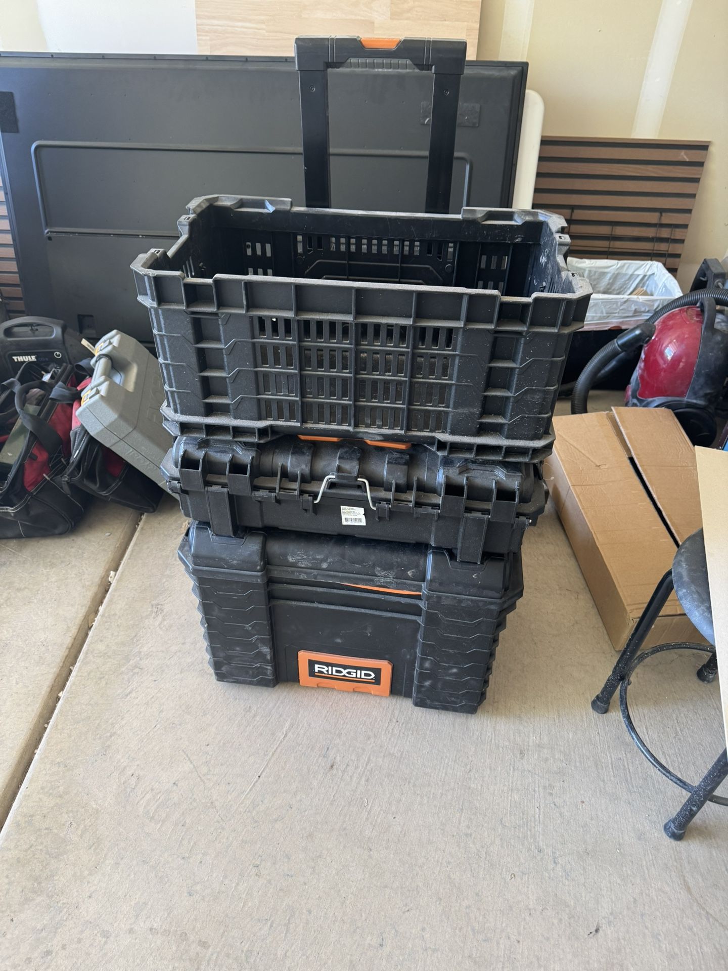 Rigid Stacking Tool Box