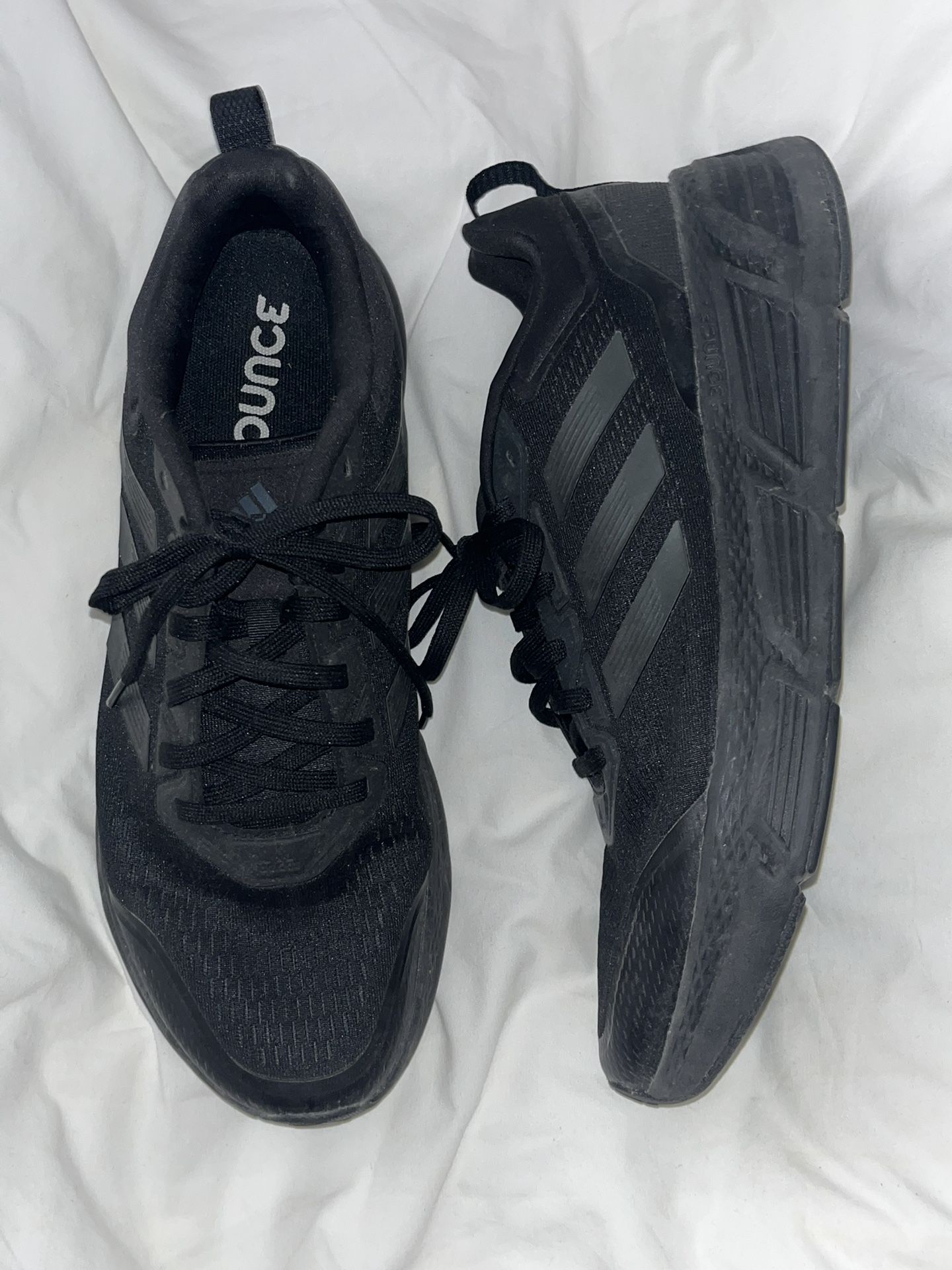Men’s Adidas Questar 3 Running Shoe Size 12.5 For $40