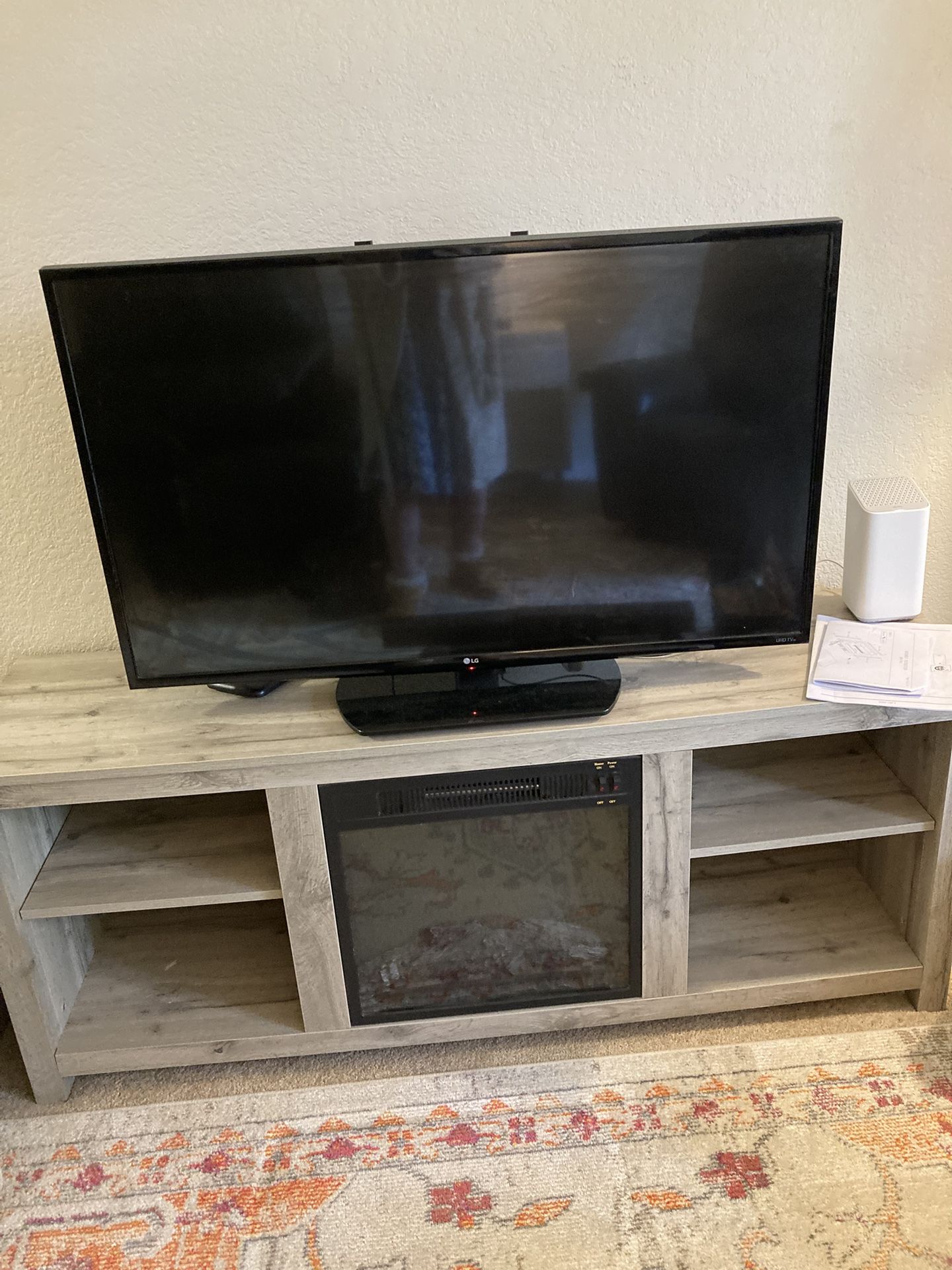 Barnwood Look electric fireplace, Used As Tv Stand