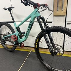 Santa Cruz Megatower Carbon Fiber Mountain Bike