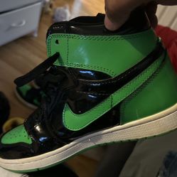 Jordan’s 1 High Retro (Patent Leather)