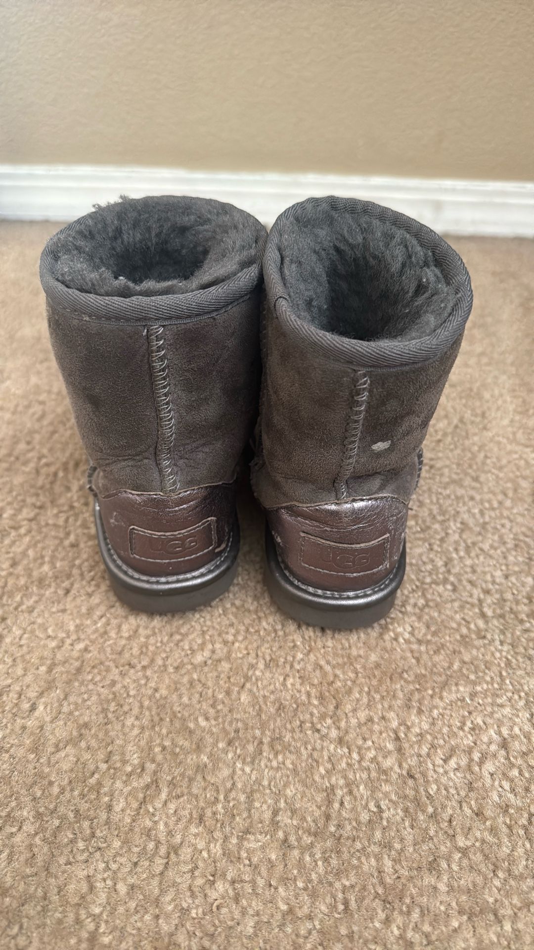 Toddler Girl UGG boots Size 10c 