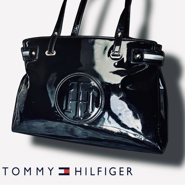 Black patent leather Tommy Hilfiger shoulder bag with gold hardware