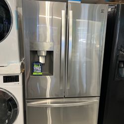 Kenmore Refrigerator 