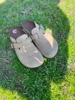 Sandal clogs size 7