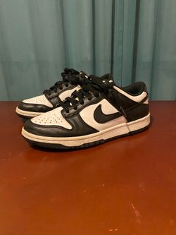 Nike Dunks - 5.5?