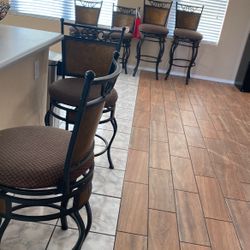 Living room metal chairs