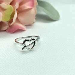 Cupid Heart Arrow Ring Size 8
