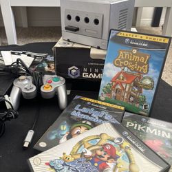 Nintendo GameCube (includes 1 controller)