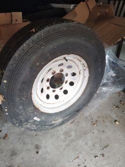 Pick up truck tire