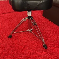 Very Good Condition Drum Stool