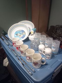 Kitchen ware.