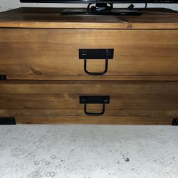 TV Stand/storage chest