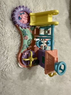 Polly Pocket Compact Playset goo goos