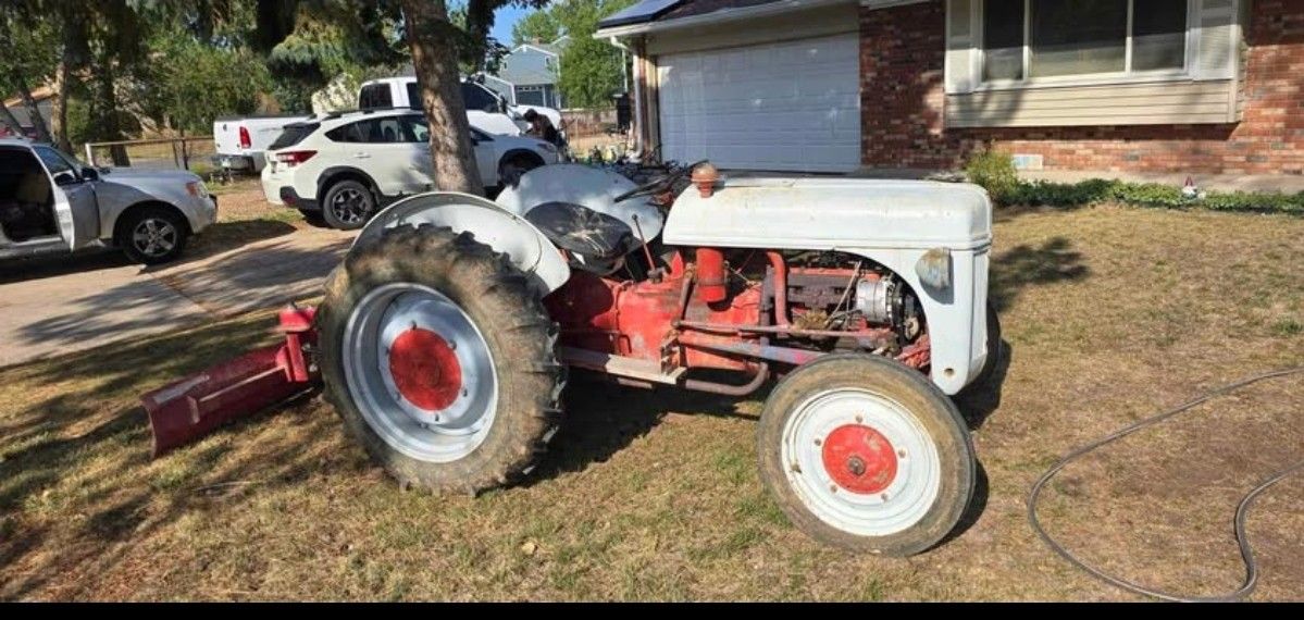 Ford Tractor 9N