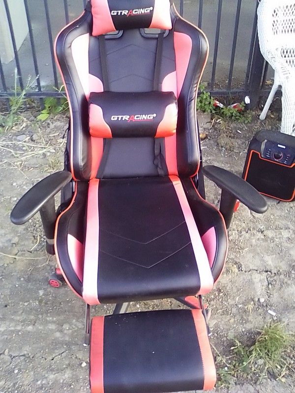 GTRacing Gaming Chair $80