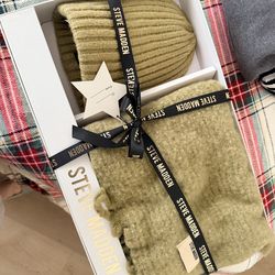 Steve Madden gift set