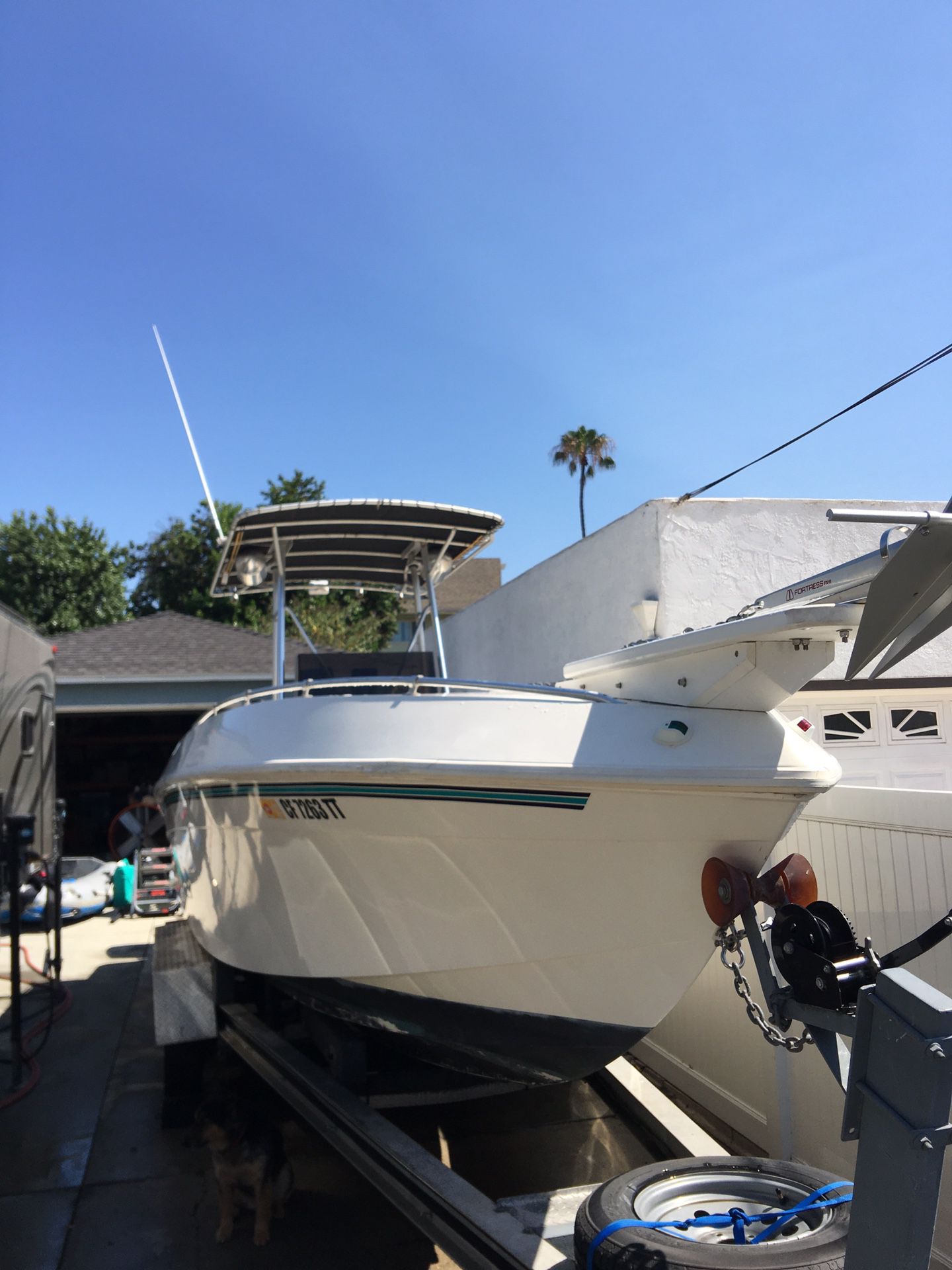 26’ PARAMOUNT CENTER CONSOLE BOAT
