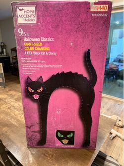 9.5ft Giant Sized Black Cat Archway