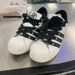 Adidas Korn