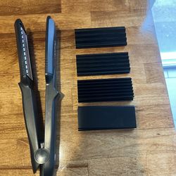 Straightening/Crimping Iron: multiple plates