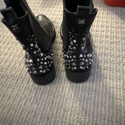 Sam Edelman Black Leather Studded Booties – Size 8