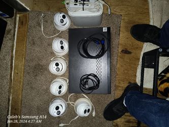 Wireless Security Cameras With DVR and WIRELESS Modem