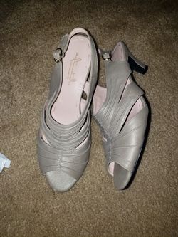 Tan shimmer dress shoes size 10
