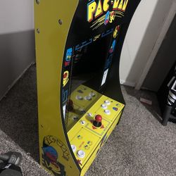 Pac-men