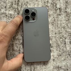 Selling iPhone 15 Pro Max 512GB Price Firm Any Carrier Unlocked or International BH 96%
