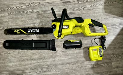 Ryobi 40V HP 20" Chainsaw with battery & charger