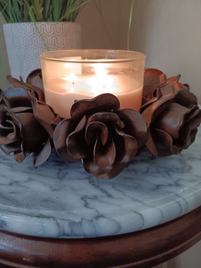 $20 Rod Iron Rustic Rosettes Candle Holder. Really Nice Candle NOT Included 