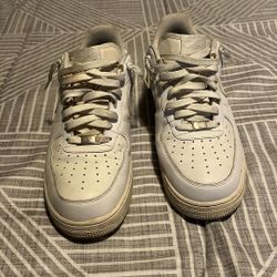 Nike Air Force 1 Low 