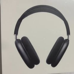 Apple AirPod Maxs