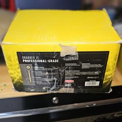 Dry Wall Screws #6 1 1/4 Inch Almost Full Box